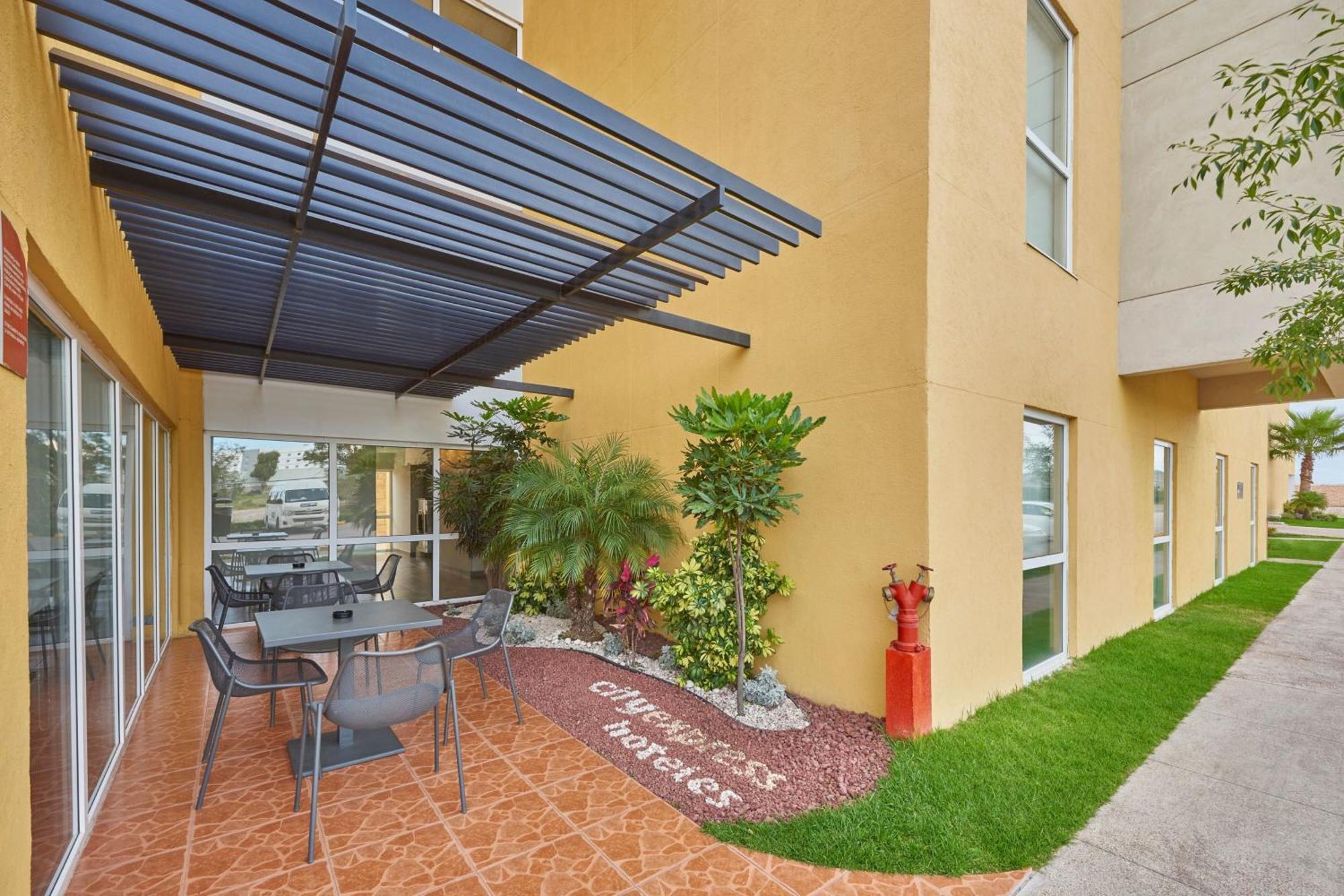 City Express By Marriott Caborca Heroica Caborca Exterior foto