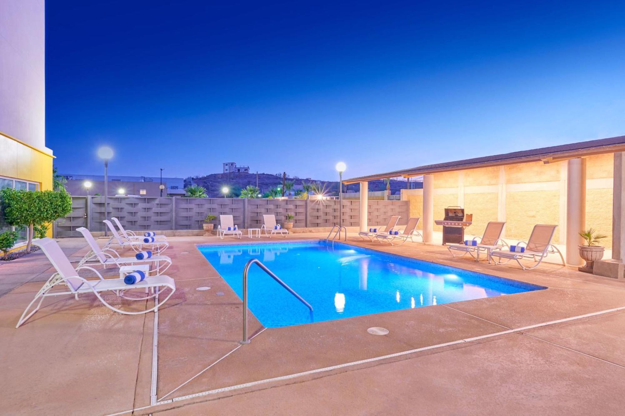 City Express By Marriott Caborca Heroica Caborca Exterior foto